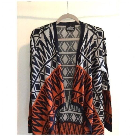 CARDIGAN Sweater in Aztec Print - Picture 5 of 8